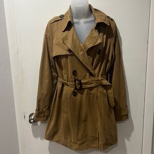 Khaki Trench Coat//Forever 21//NWT
